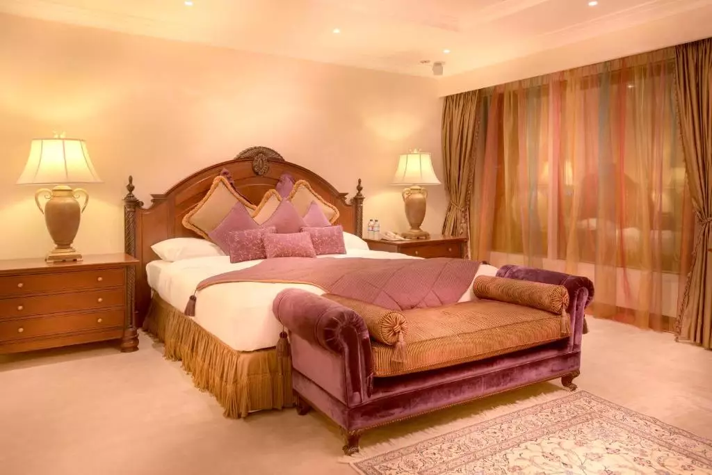 Corniche Hotel Abu Dhabi